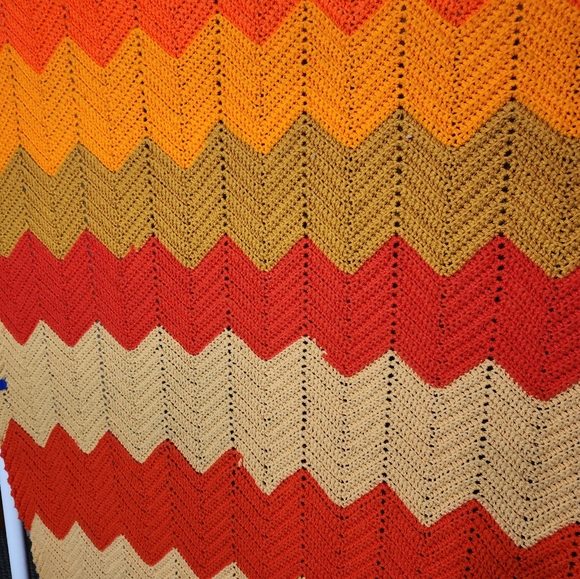 Vintage Crochet Ripple Blanket Orange Red Brown Handmade - Picture 3 of 4